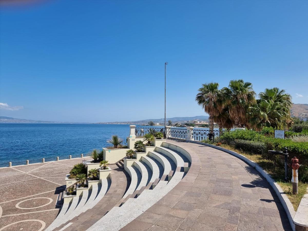 Loft Magna Grecia Reggio Calabria Centro Storico A 3 Minuti A Piedi Dal Mare Leilighet Eksteriør bilde