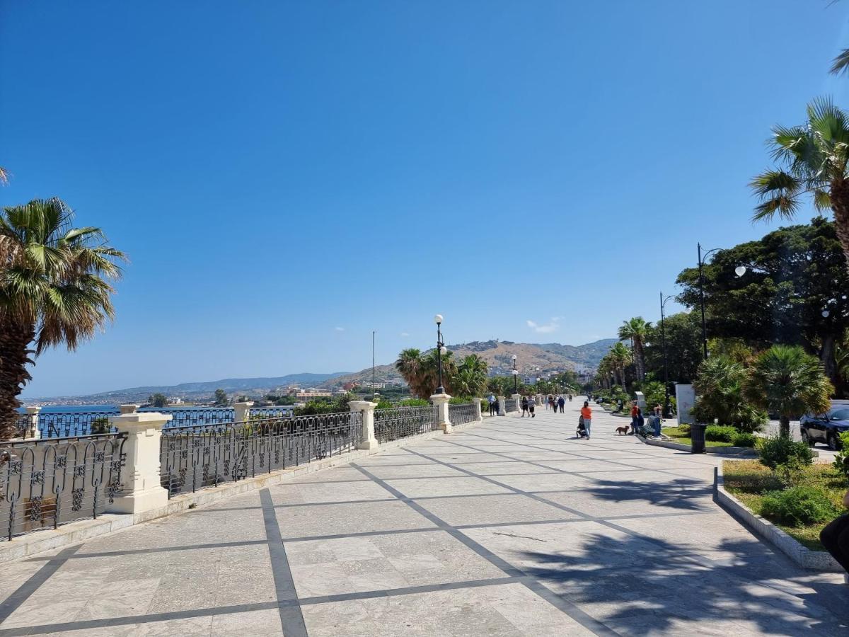 Loft Magna Grecia Reggio Calabria Centro Storico A 3 Minuti A Piedi Dal Mare Leilighet Eksteriør bilde