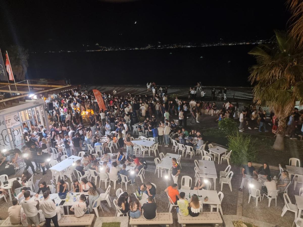 Loft Magna Grecia Reggio Calabria Centro Storico A 3 Minuti A Piedi Dal Mare Leilighet Eksteriør bilde